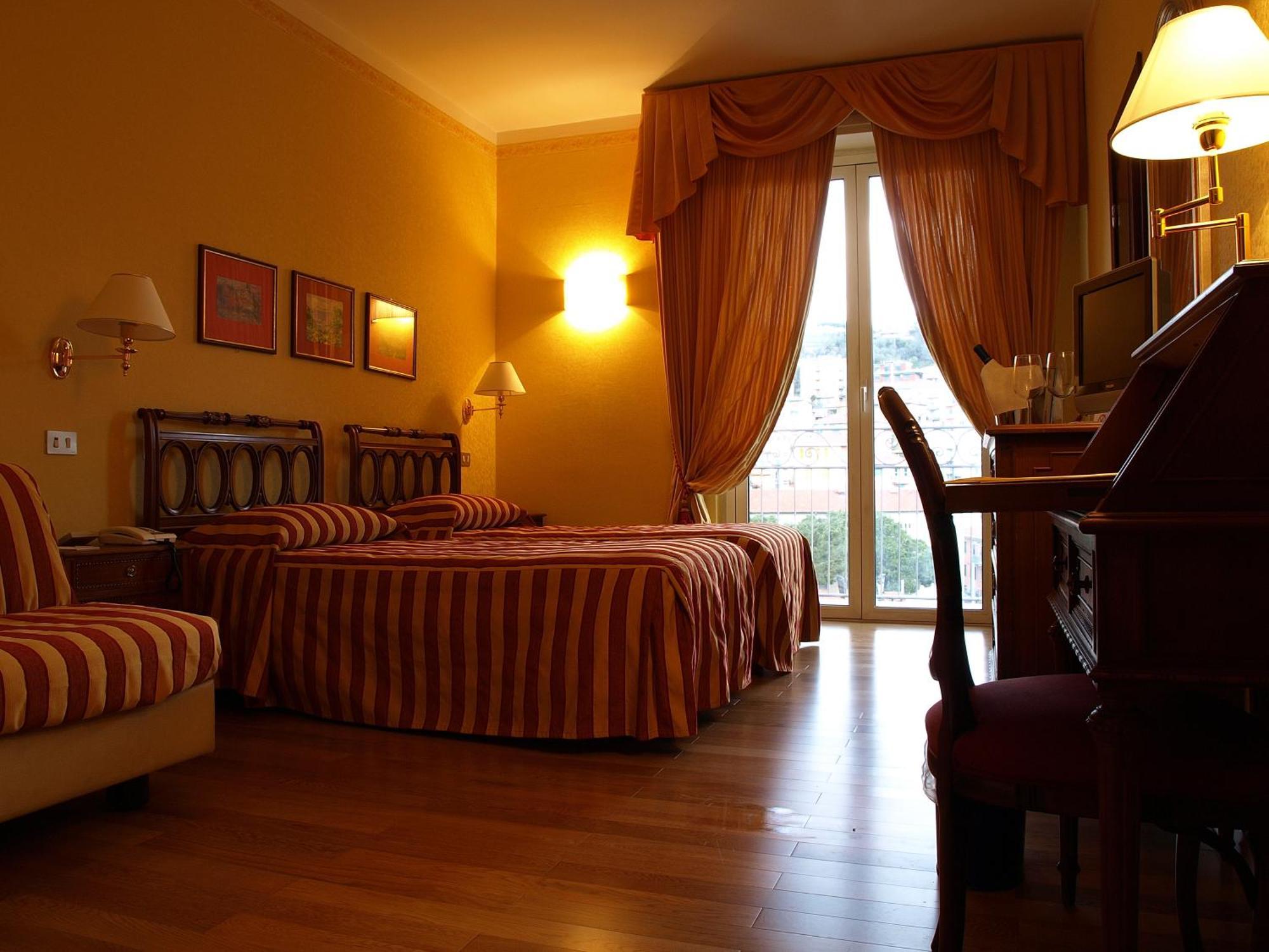 Hotel Firenze E Continentale 4*
